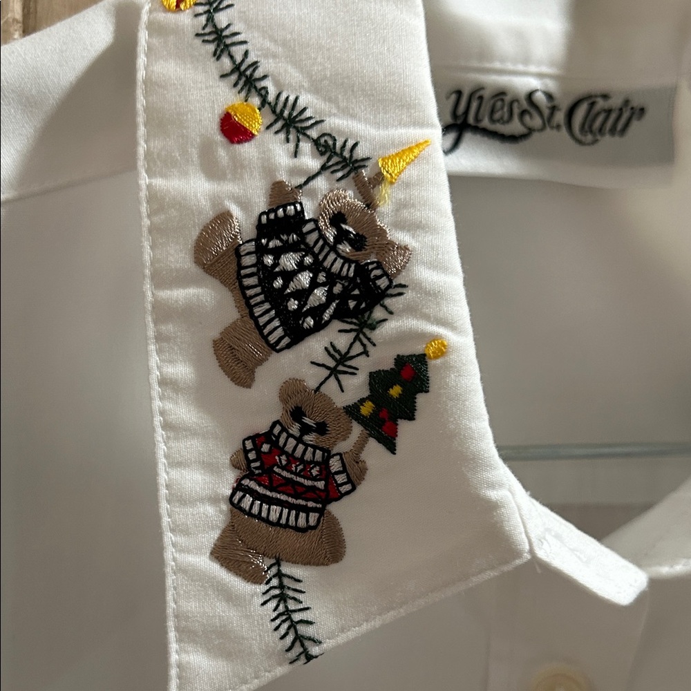 Holiday themed women vintage embroidered shirt combo. Holiday -Vintage - Picture 3 of 16